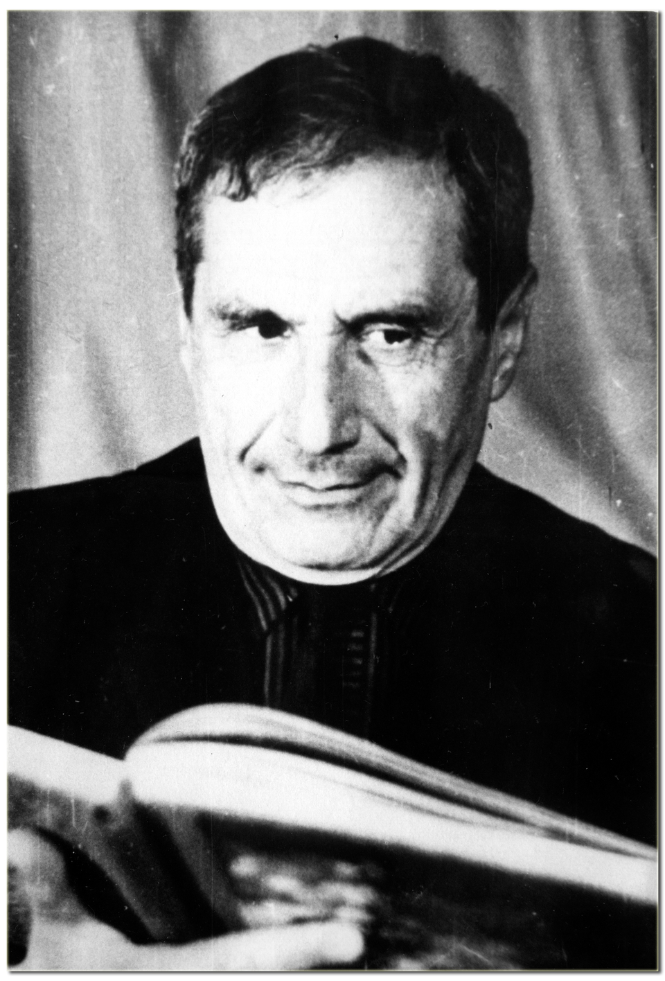 Alfred Maksovich Lustig, a “teacher of teachers” of mathematics in Tatarstan