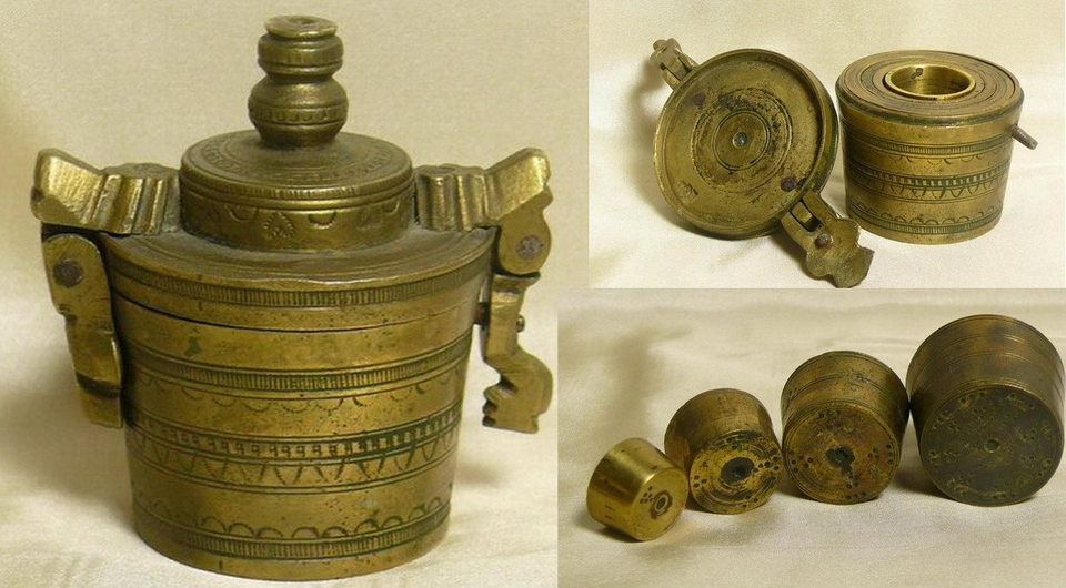 Russian nested weights, 1787. The weights' masses are indicated by dots on their bases.